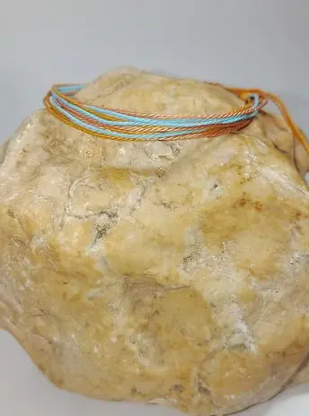 FEMEI > BRĂȚĂRI PENTRU FEMEI - Bratara Martisor Handmade Aramiu cu Bleu - Snur Cerat