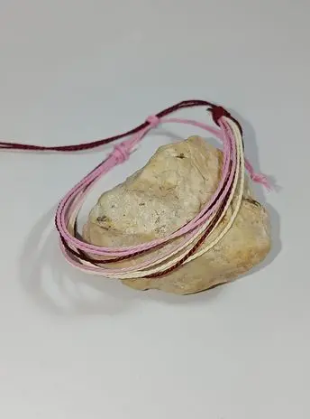 FEMEI > BRĂȚĂRI PENTRU FEMEI - Bratara Martisor Snur Cerat ,Petale de Primavara   Handmade