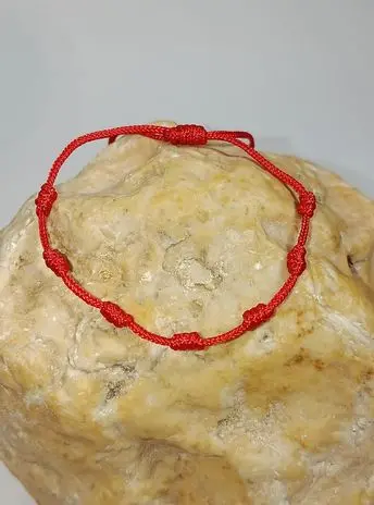 FEMEI > BRĂȚĂRI PENTRU FEMEI - Bratara Martisor Traditional din Snur Rosu Handmade, Reglabila